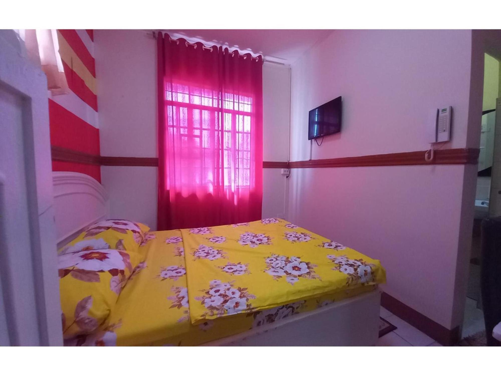 Oyo 1048 Jomckayl Apartelle Naga  Εξωτερικό φωτογραφία